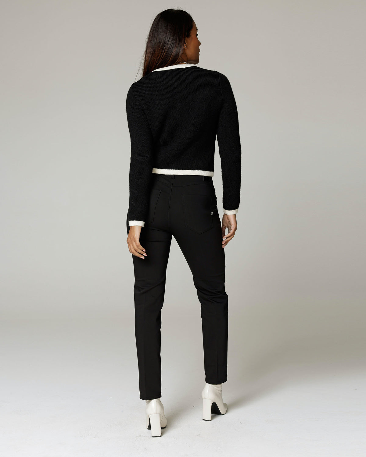 Black Chinos, The Latina, back view