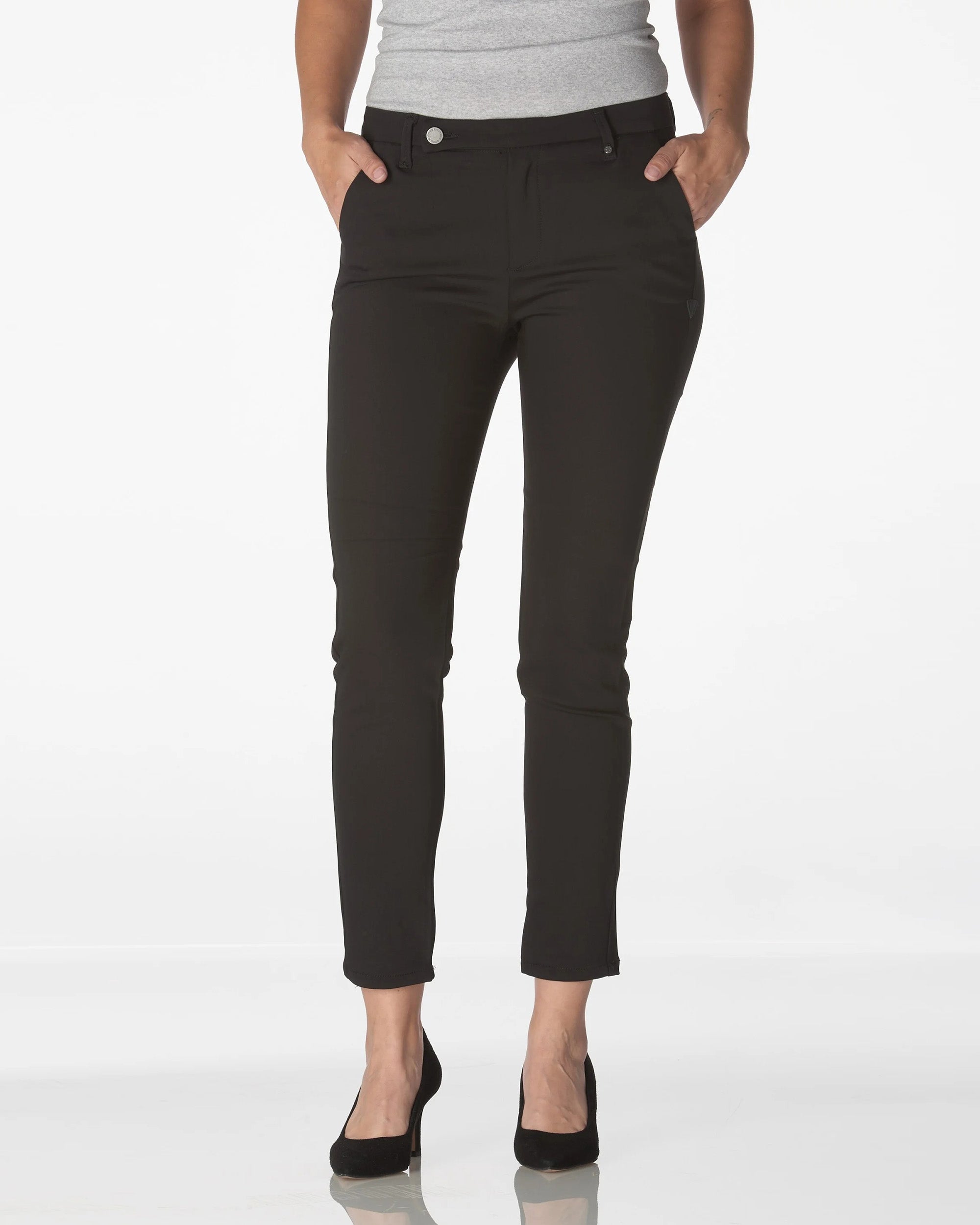 Black Chinos | The Latina