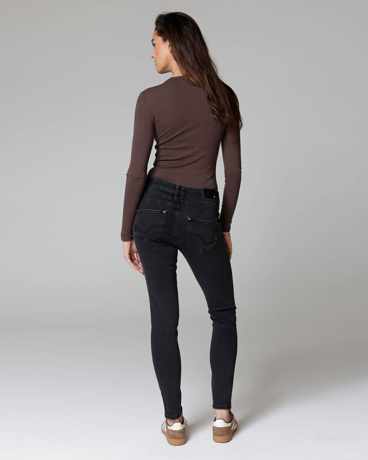 Blue Black Skinny Jeans, The Manuela, back view