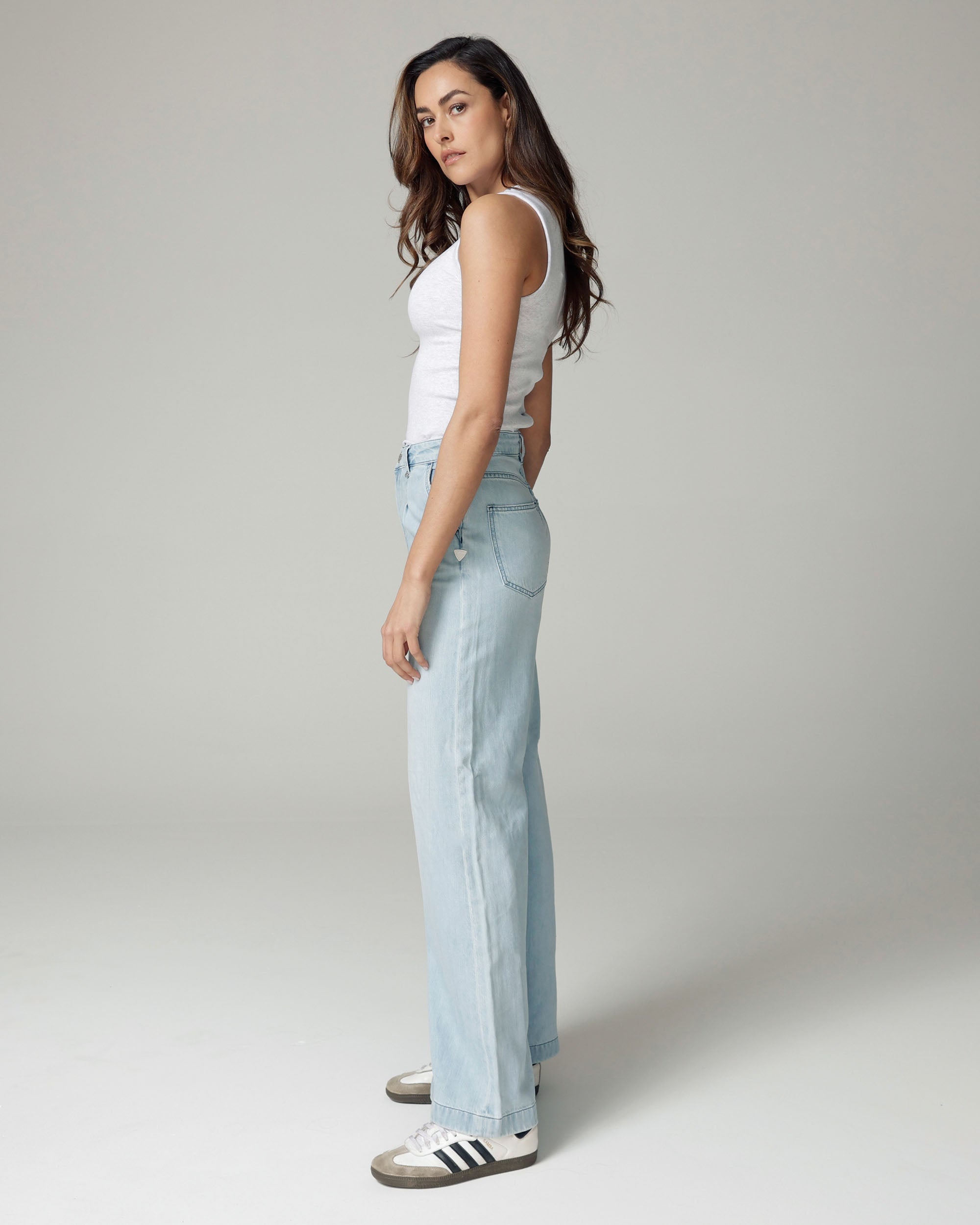 Bleached Blue Wide-Leg High-Rise Jeans | The Diba Secondary image