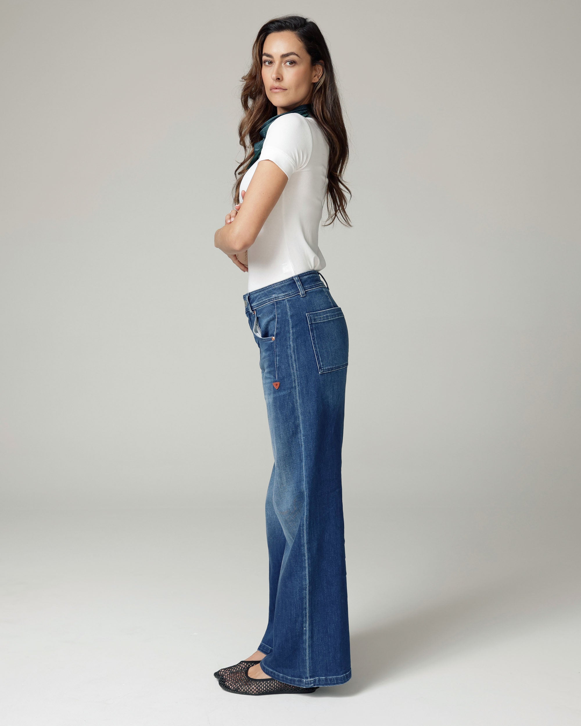 Super Vintage Mid-Blue Wide-Leg High-Rise Jeans | The Viola Secondary image