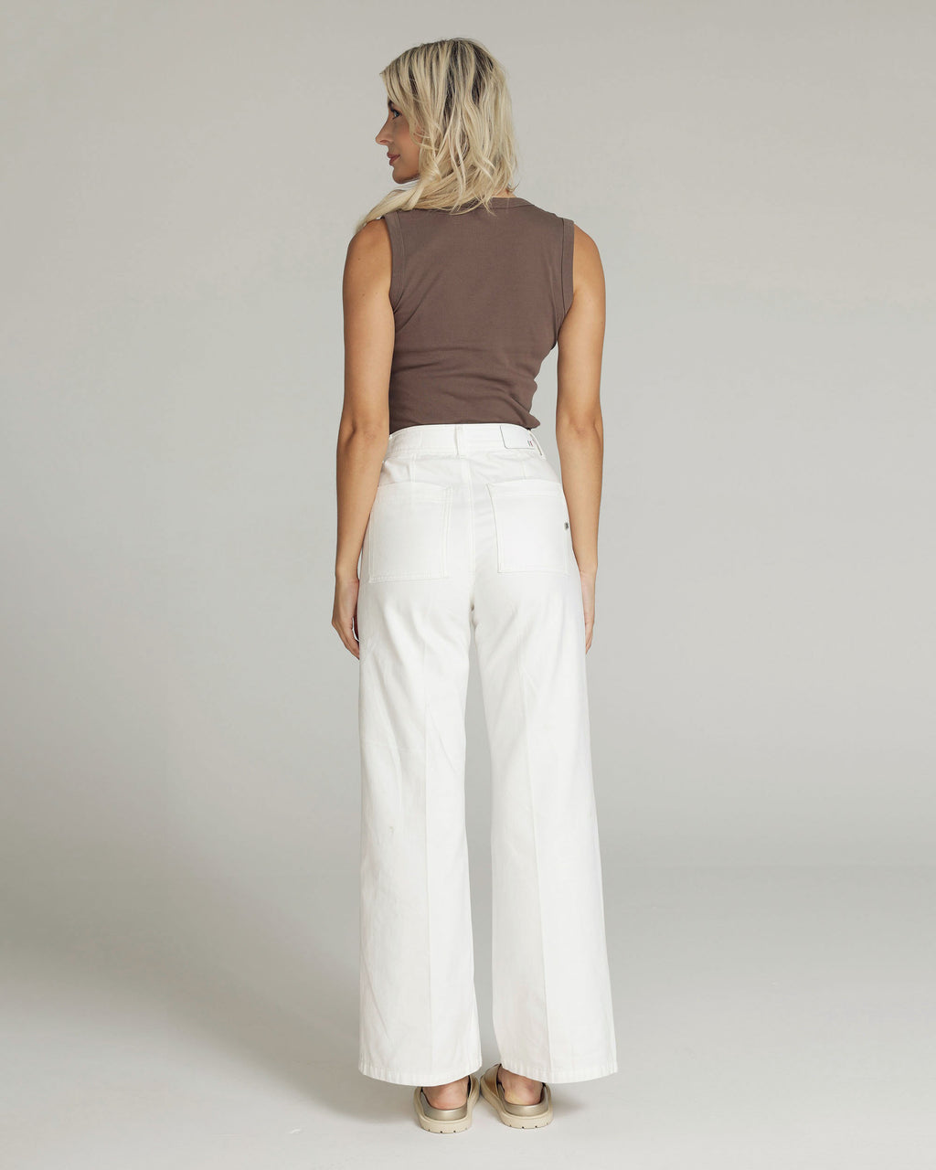 White Wide-Leg High-Rise Jeans | The Viola