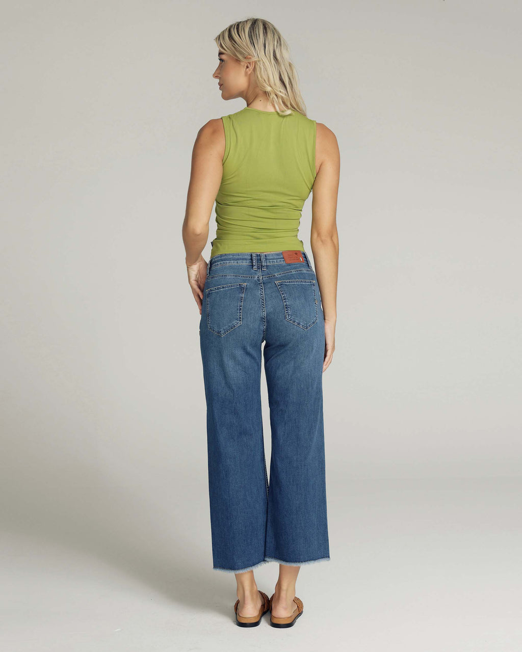 Mid-Blue Staight-Leg Cropped Mid-Rise Jeans | The Nancy