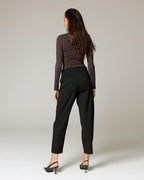 Black Barrel Jeans | The Anabel
