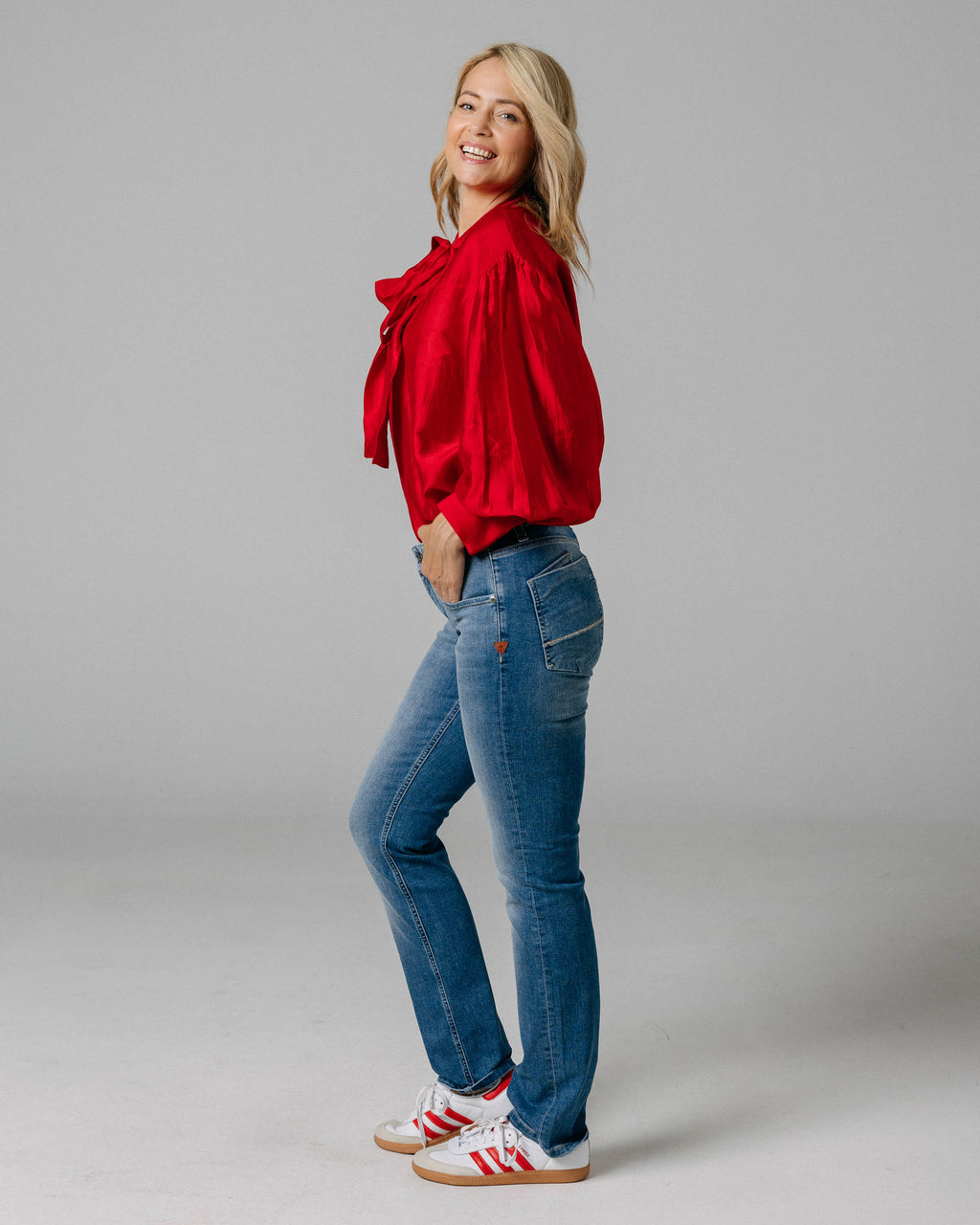Medium Blue Straight Jeans | The Diamond
