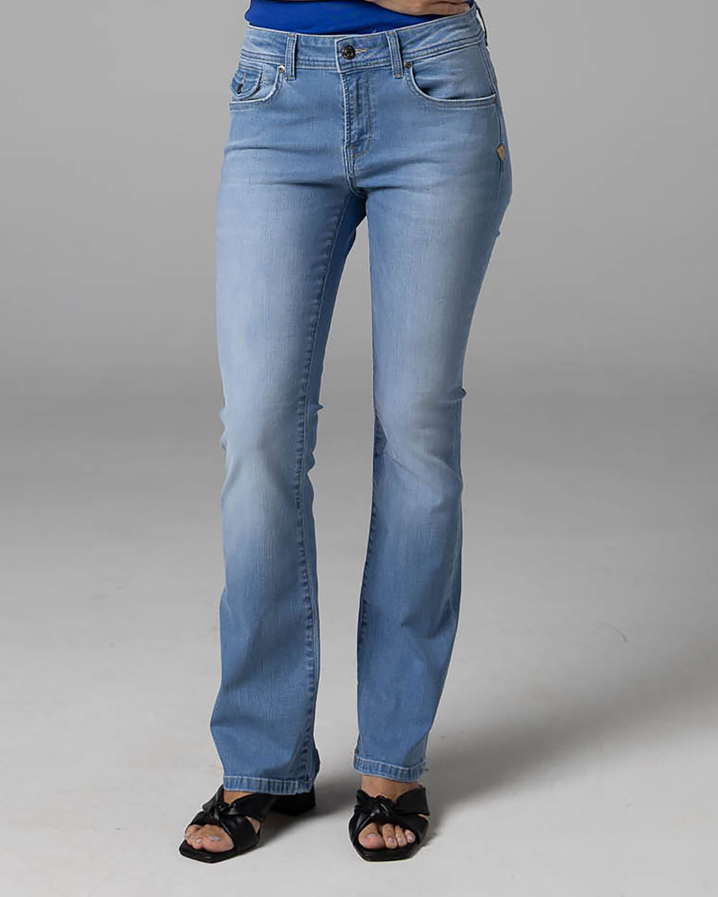Medium Blue Light Wash Bootcut Jeans | The Belinda