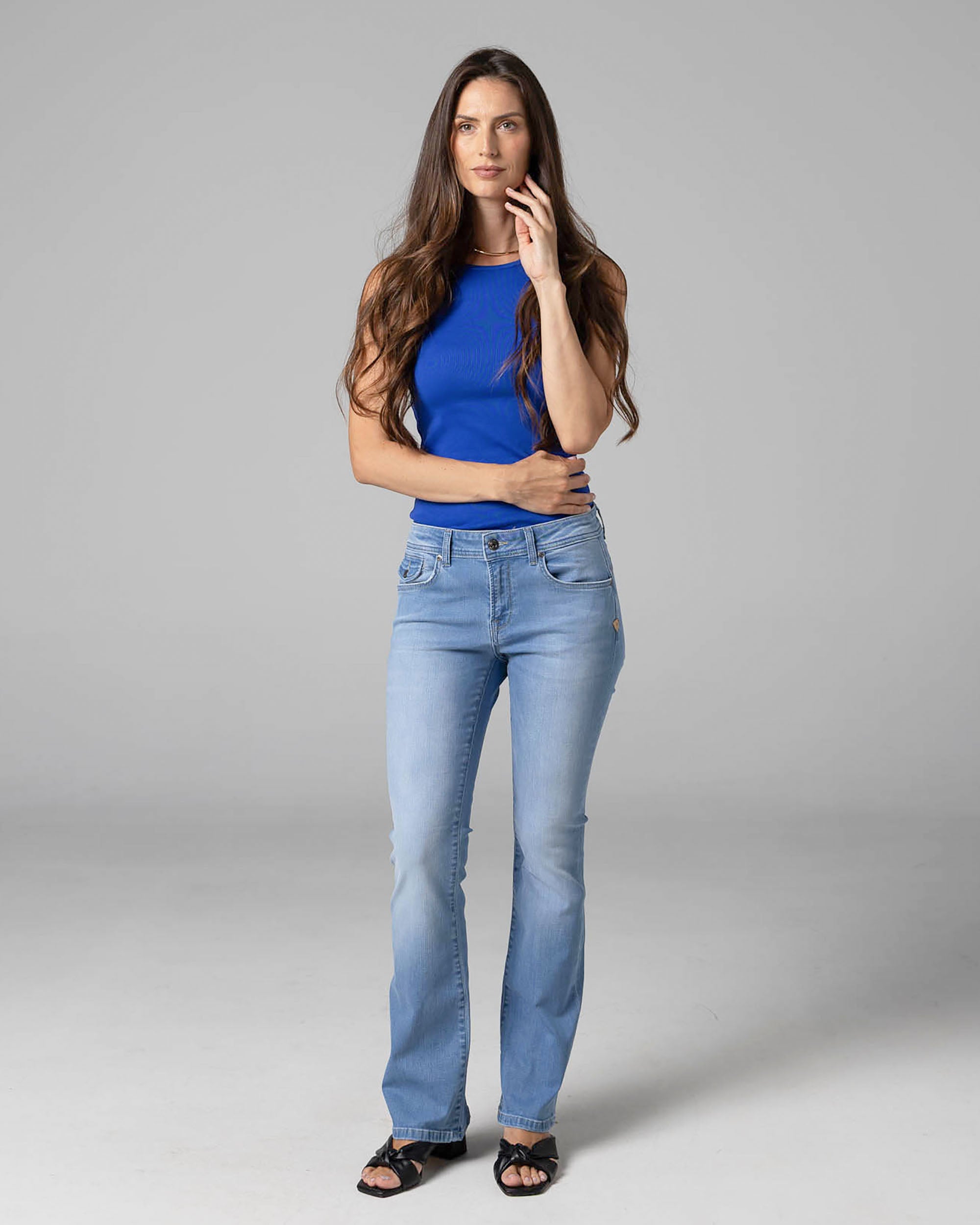 Medium Blue Light Wash Bootcut Jeans | The Belinda
