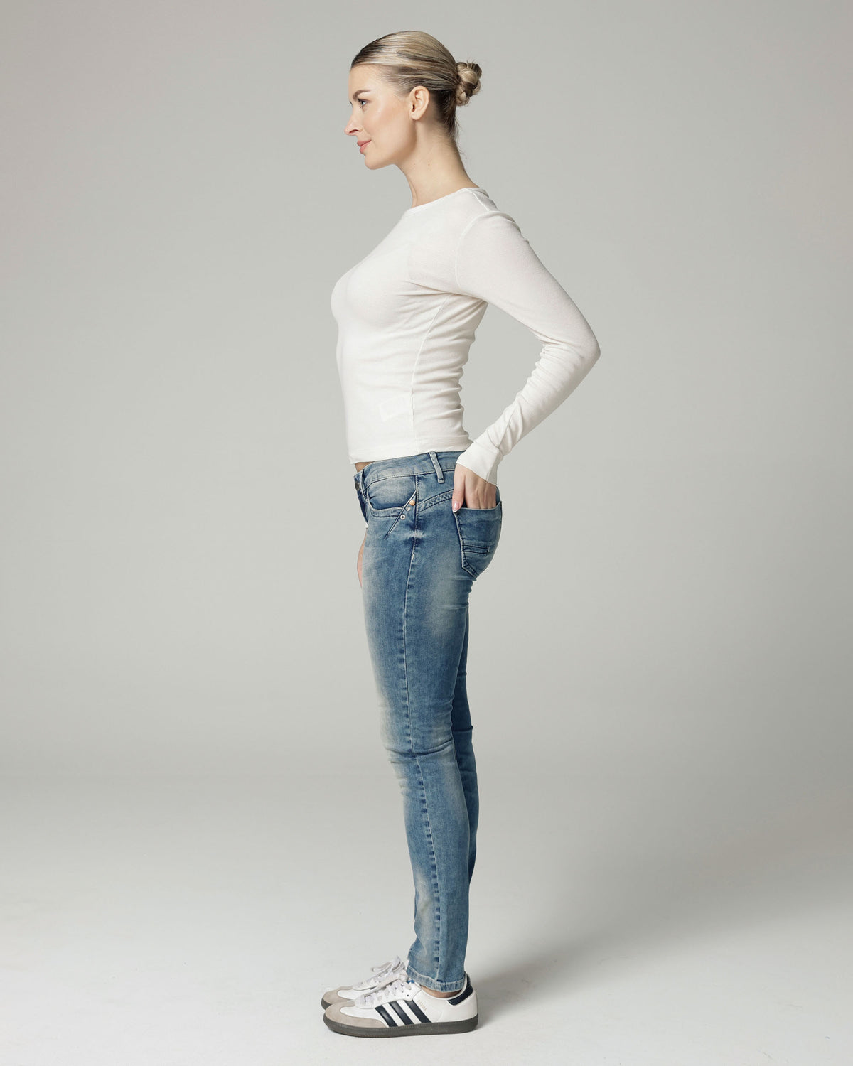 Used Effect Wash Slim Jeans, The Sun, side view